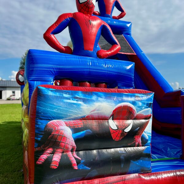 Spiderman ATRAKCIJA ir 2025. gada sezonas Jaunums. Tematiski ļoti iespāidīgas krāsas!